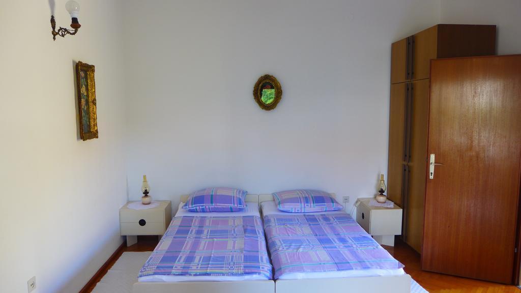 Guest House Kuzmanic Hvar Town Room photo