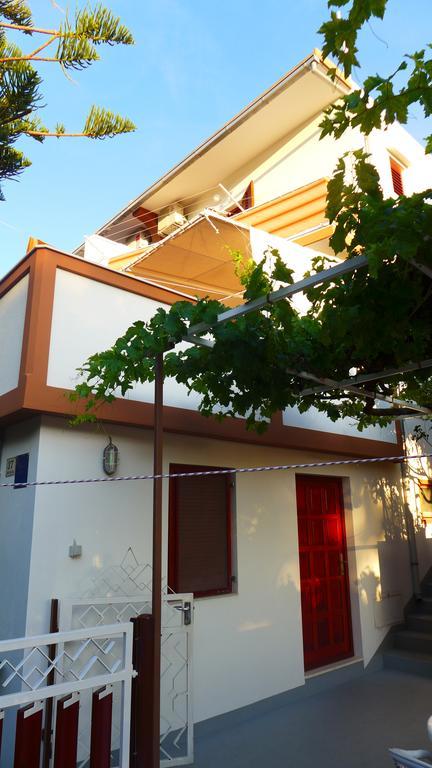 Guest House Kuzmanic Hvar Town Exterior photo