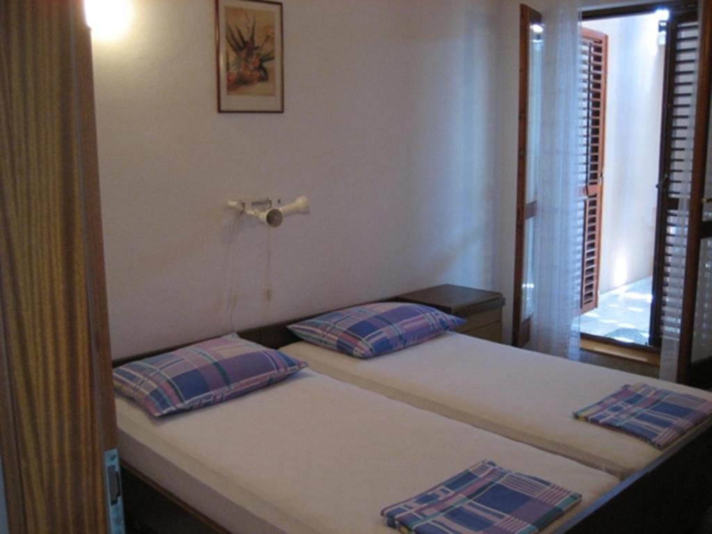Guest House Kuzmanic Hvar Town Room photo